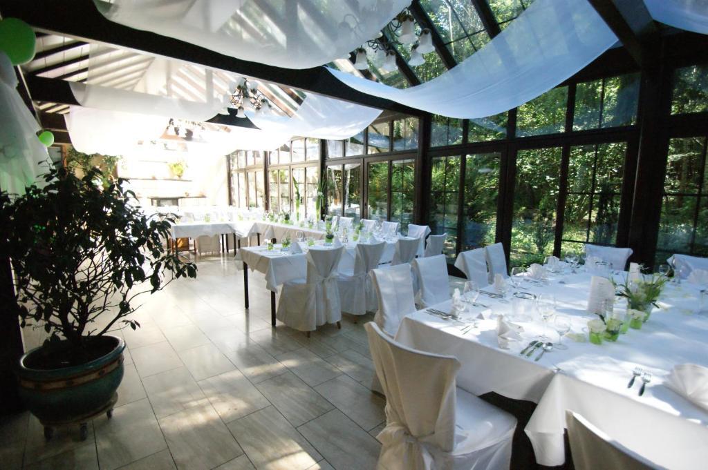 Wald-Cafe Hotel-Restaurant Bonn Exteriör bild